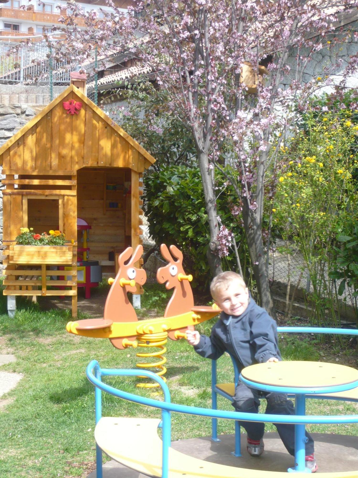 Hotel Zum Tiroler Adler Екстериор снимка
