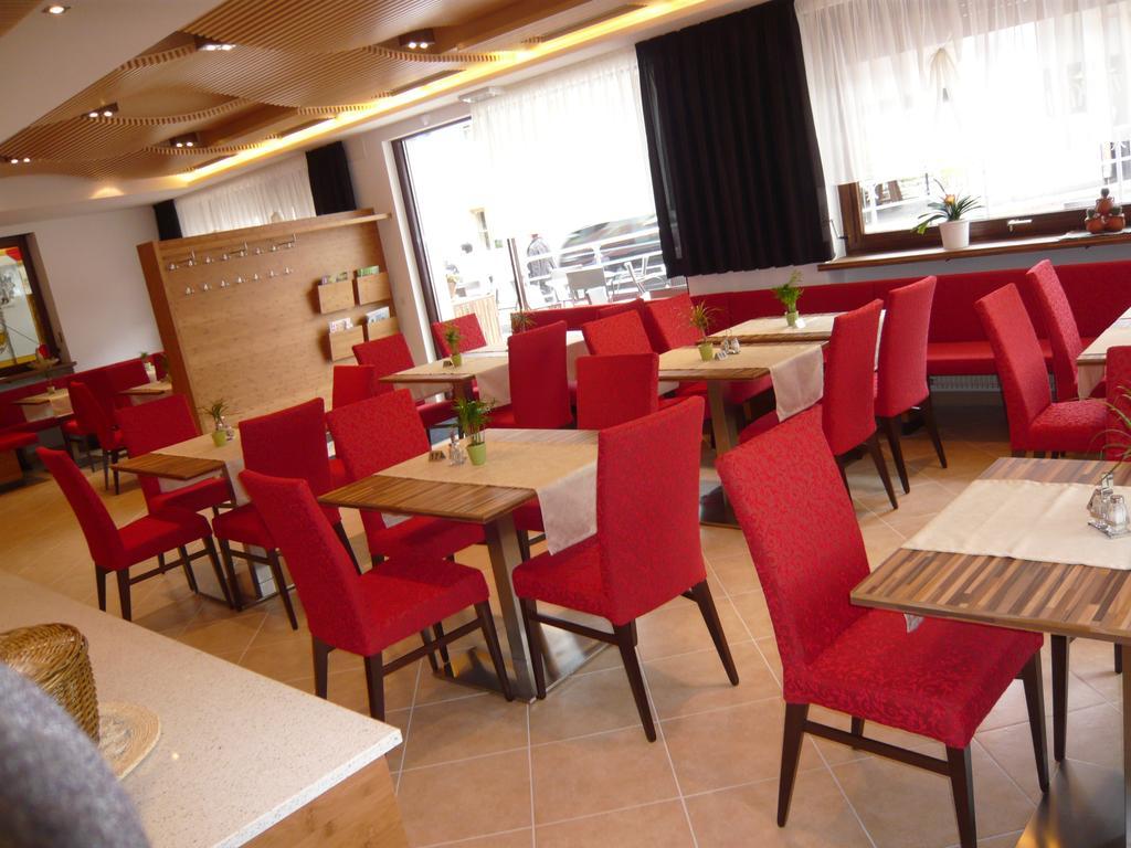 Hotel Zum Tiroler Adler Екстериор снимка