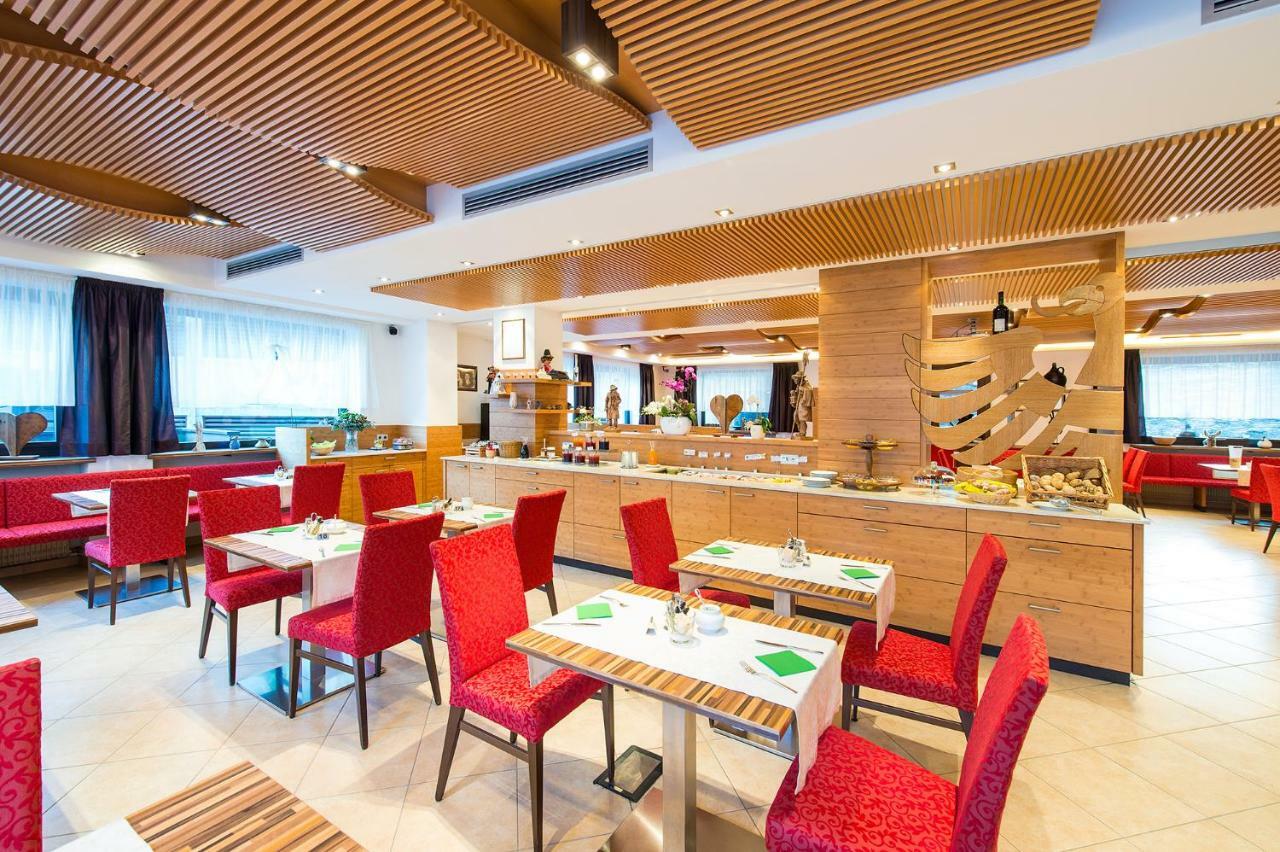 Hotel Zum Tiroler Adler Екстериор снимка